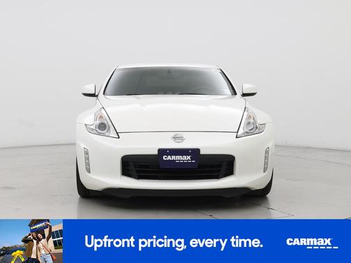 White 2016 Nissan 370Z Sport Tech
