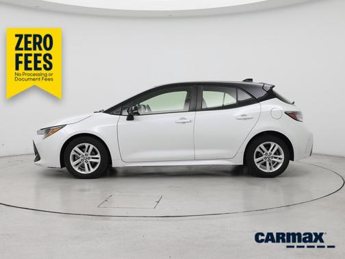 White 2022 Toyota Corolla Hatchback SE