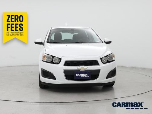 White 2015 Chevrolet Sonic LT