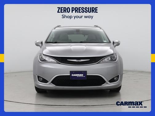 Silver 2020 Chrysler Pacifica Limited