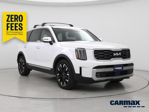 White 2023 Kia Telluride SX
