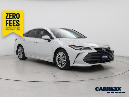 White 2022 Toyota Avalon Limited