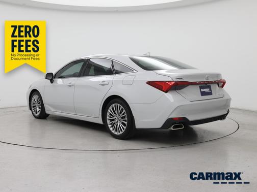 White 2022 Toyota Avalon Limited