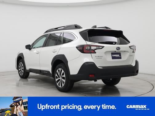 White 2024 Subaru Outback Premium