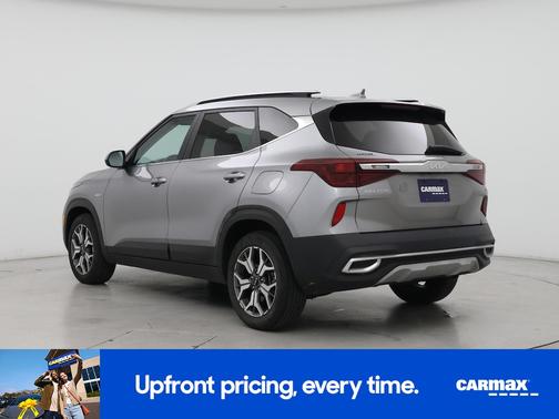 Silver 2022 Kia Seltos EX
