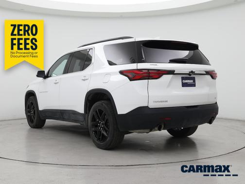 White 2023 Chevrolet Traverse LT Cloth