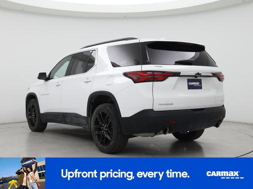 White 2023 Chevrolet Traverse LT Cloth