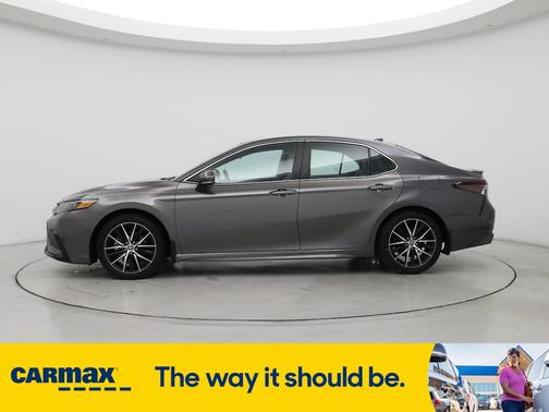 2022 Toyota Camry SE Night Shade