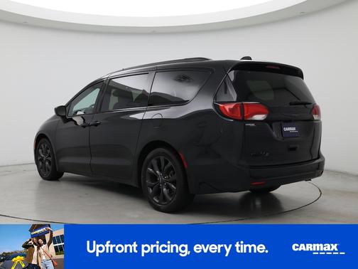 Black 2019 Chrysler Pacifica Touring L Plus