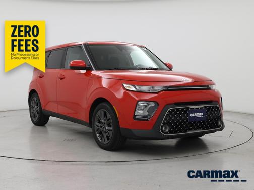 Red 2022 Kia Soul EX