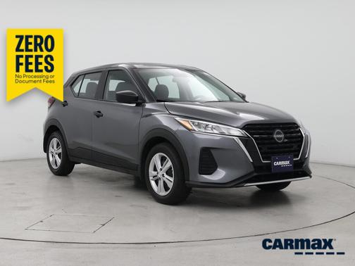 Gray 2025 Nissan Kicks Play S