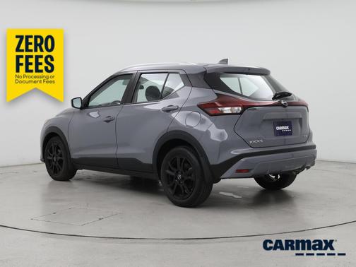 Gray 2024 Nissan Kicks SV