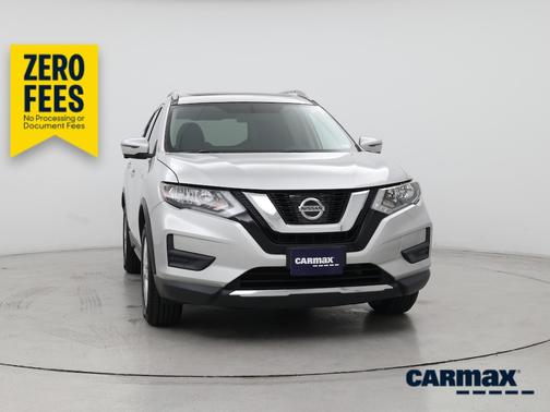 Silver 2017 Nissan Rogue SV