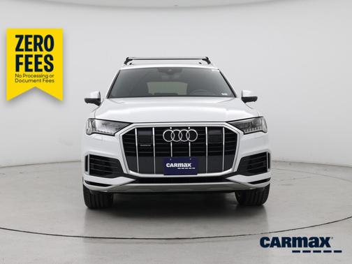 White 2022 Audi Q7 Prestige