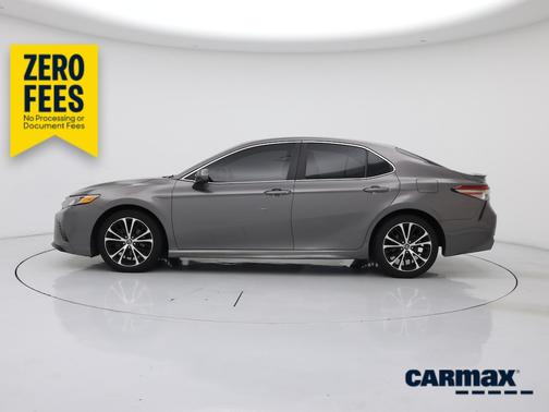 Gray 2018 Toyota Camry SE