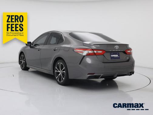 Gray 2018 Toyota Camry SE