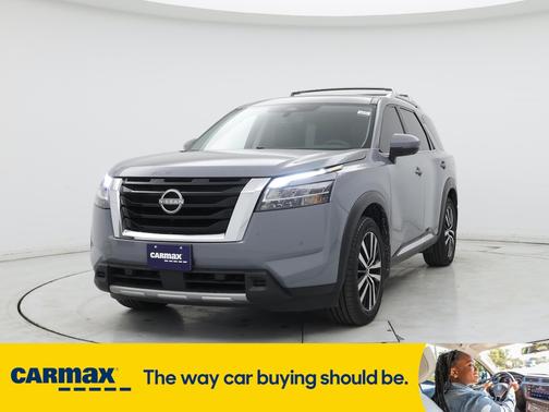 2023 Nissan Pathfinder Platinum
