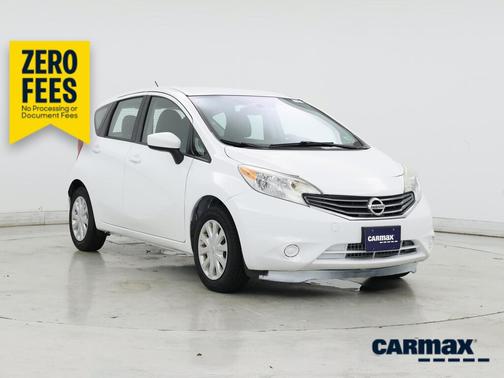 White 2015 Nissan Versa Note S Plus