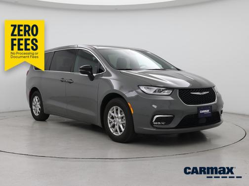 Gray 2025 Chrysler Pacifica Select