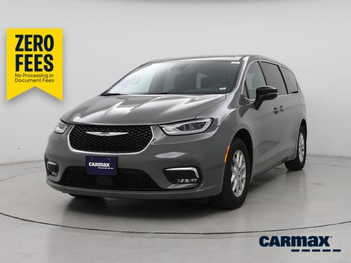 Gray 2025 Chrysler Pacifica Select