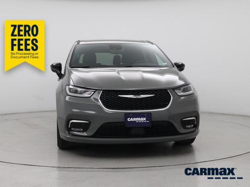 Gray 2025 Chrysler Pacifica Select