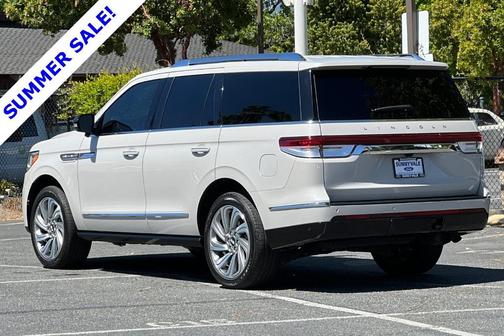 2022 Lincoln Navigator Reserve