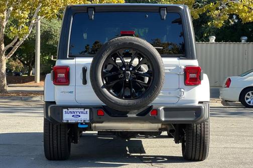 2022 Jeep Wrangler Unlimited 4xe Sahara