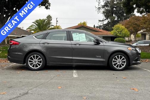 2018 Ford Fusion Energi SE Luxury