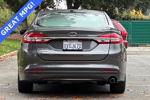 2018 Ford Fusion Energi SE Luxury