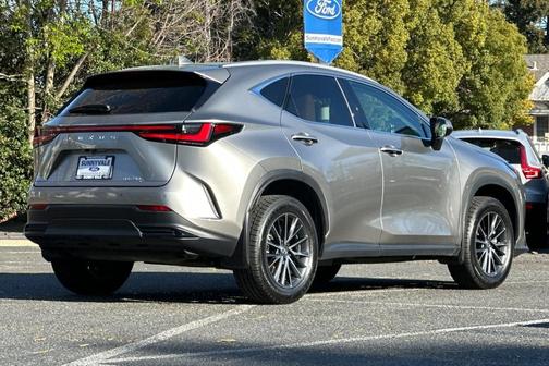 2024 Lexus NX 250 Premium