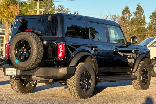 Shadow Black 2025 Ford Bronco Outer Banks