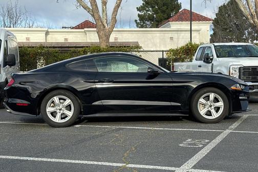 2019 Ford Mustang EcoBoost