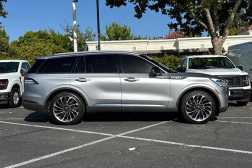 Radiance 2021 Lincoln Aviator Reserve AWD