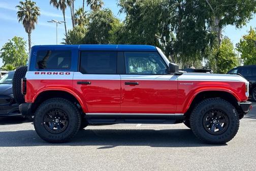 Oxford White 2026 Ford Bronco Stroppe Edition