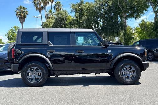Shadow 2026 Ford Bronco Big Bend