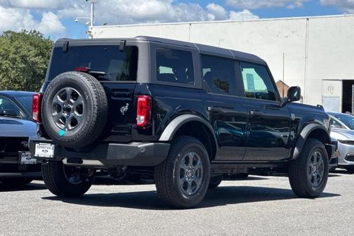 Shadow 2026 Ford Bronco Big Bend