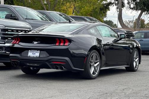 2025 Ford Mustang EcoBoost