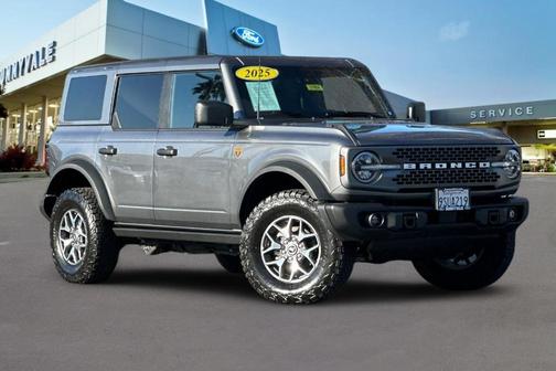 2025 Ford Bronco Badlands