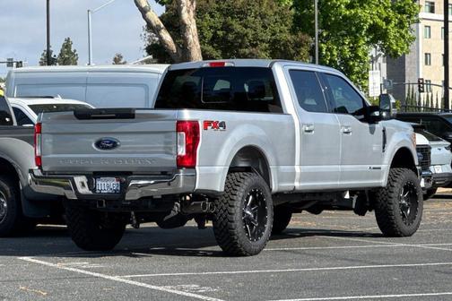 Ingot Silver 2017 Ford F-250 Lariat