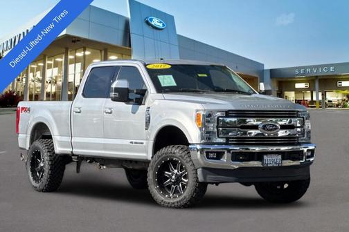 Ingot Silver 2017 Ford F-250 Lariat