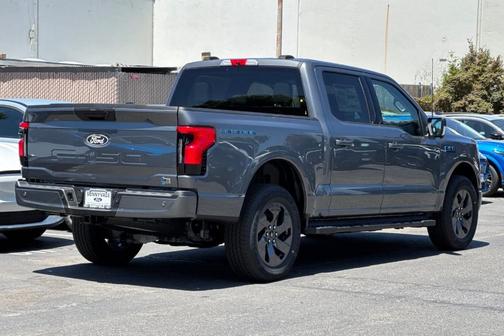 2025 Ford F-150 Lightning Flash