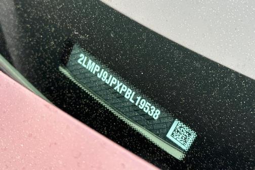 2023 Lincoln Nautilus Black Label