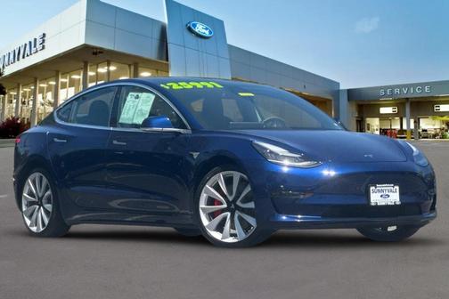 2018 Tesla Model 3 Long Range