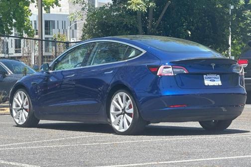 2018 Tesla Model 3 Long Range