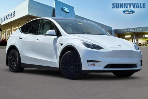 2022 Tesla Model Y Long Range