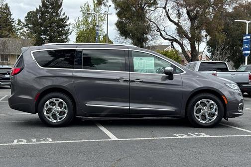 2021 Chrysler Pacifica Limited