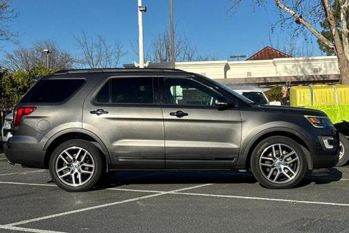 2017 Ford Explorer sport