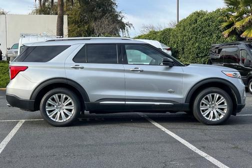2022 Ford Explorer King Ranch