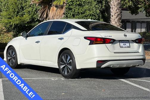 2021 Nissan Altima 2.5 SV