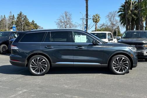 2022 Lincoln Aviator Reserve AWD